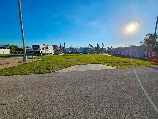 $149,900 | 3811 Coconut Drive, St. James City, FL 33956