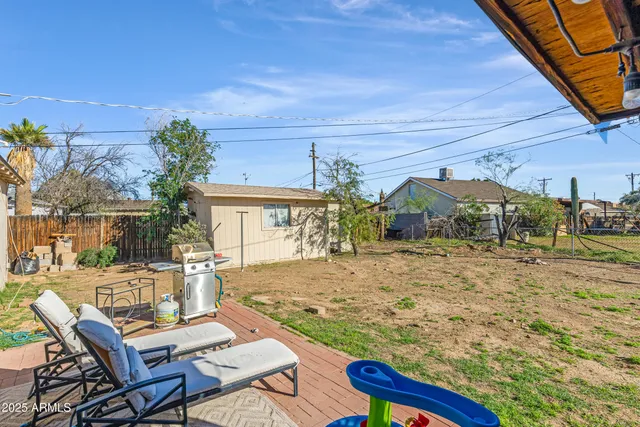 $351,000 | 29 West Mission Lane, Phoenix, AZ 85020