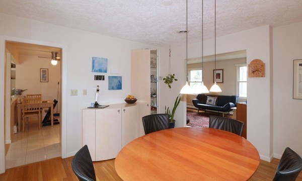 107 Overbrook Drive Wellesley, MA 02482 - Photo 5 of 25