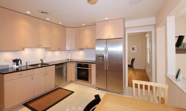 107 Overbrook Drive Wellesley, MA 02482 - Photo 6 of 25