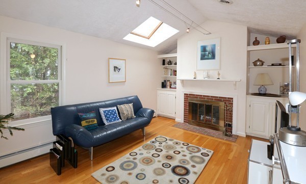 107 Overbrook Drive Wellesley, MA 02482 - Photo 9 of 25