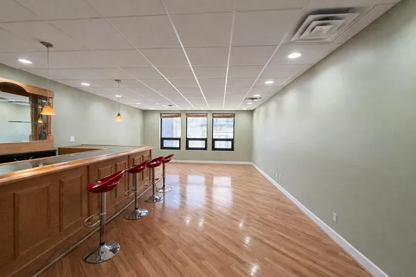 $1,350 | 35 North Saginaw Street, Unit 3, Pontiac, MI 48342