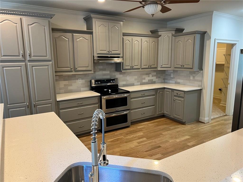 194 Sweet Water Ridge Hoschton, GA 30548 - Photo 12 of 35