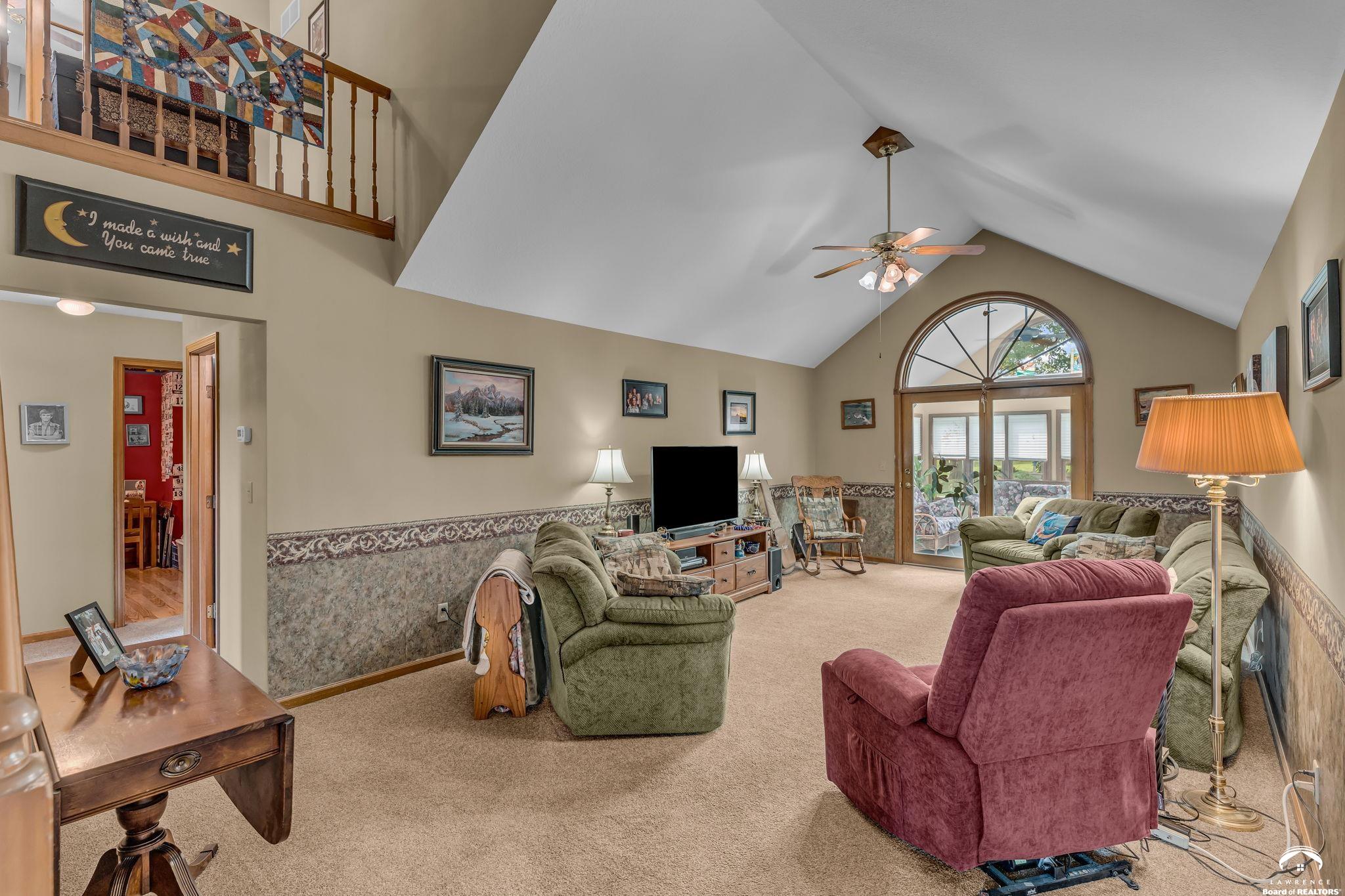 995 East 1549th Road Lawrence, KS 66046 - Photo 14 of 79 Gallery Image 14