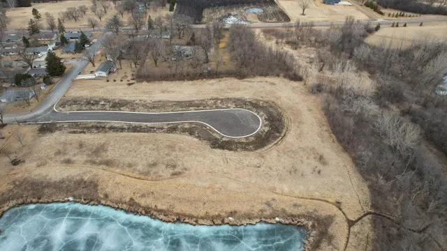 $60,000 | 215 10th Avenue Northeast, Hutchinson, MN 55350