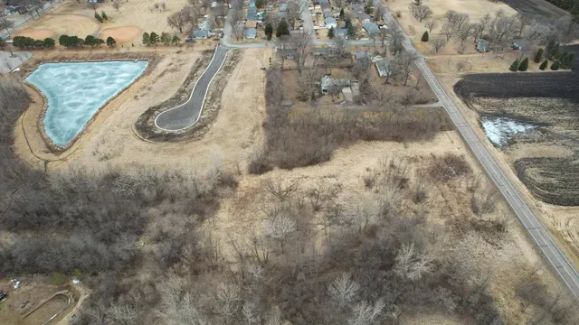 $60,000 | 215 10th Avenue Northeast, Hutchinson, MN 55350