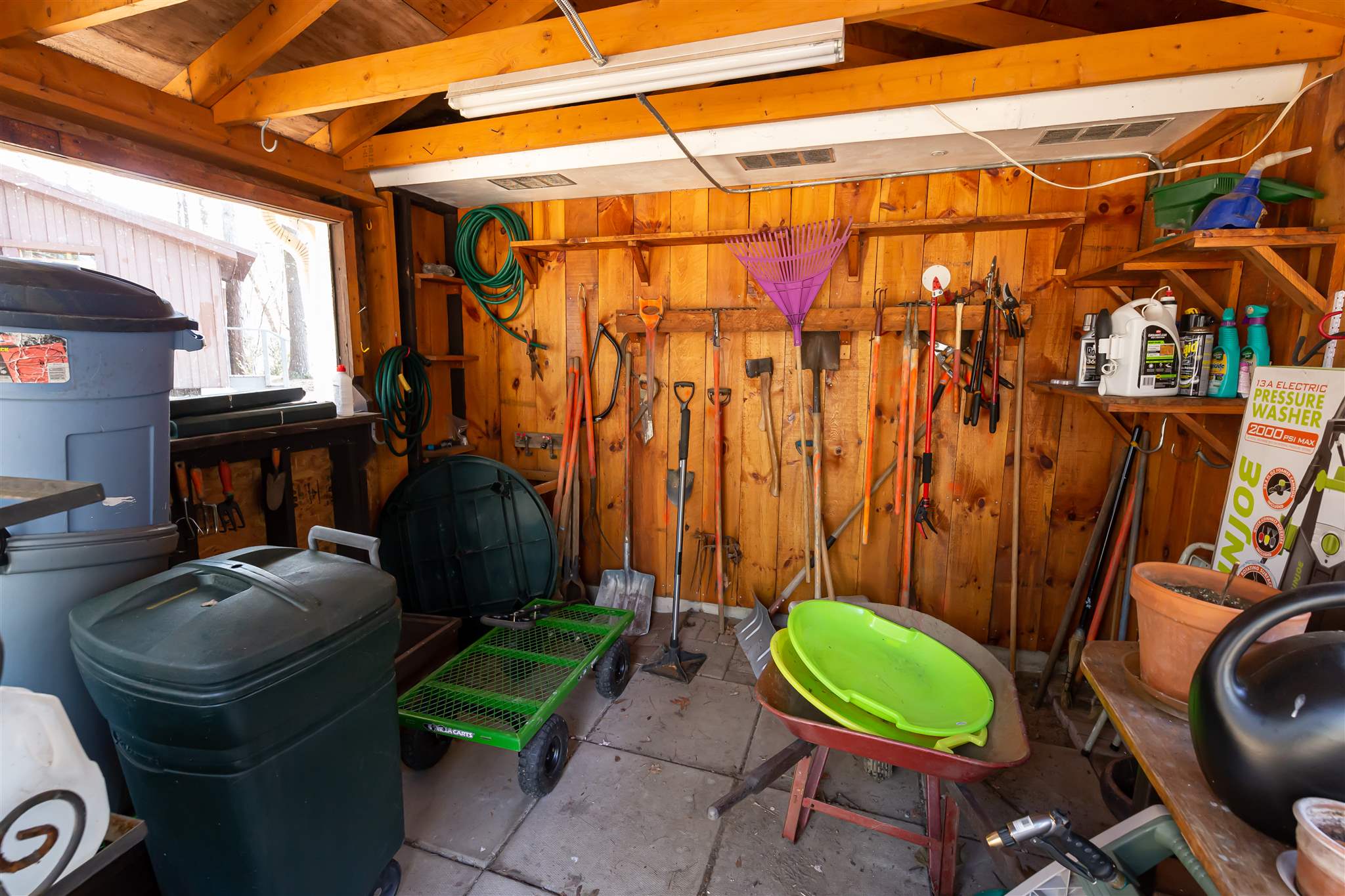 244 Back River Road Bedford, NH 03110 - Photo 29 of 35