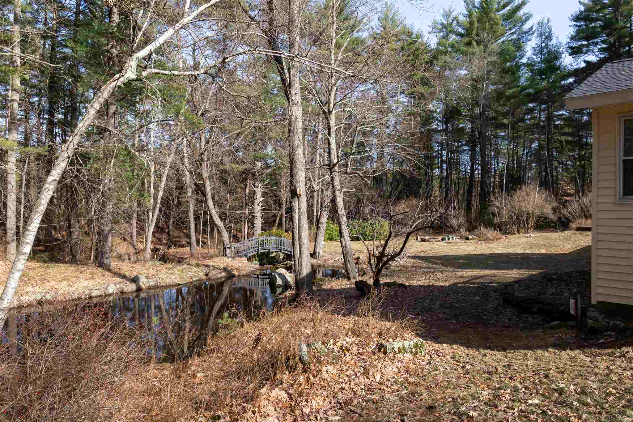 244 Back River Road Bedford, NH 03110 - Photo 32 of 35