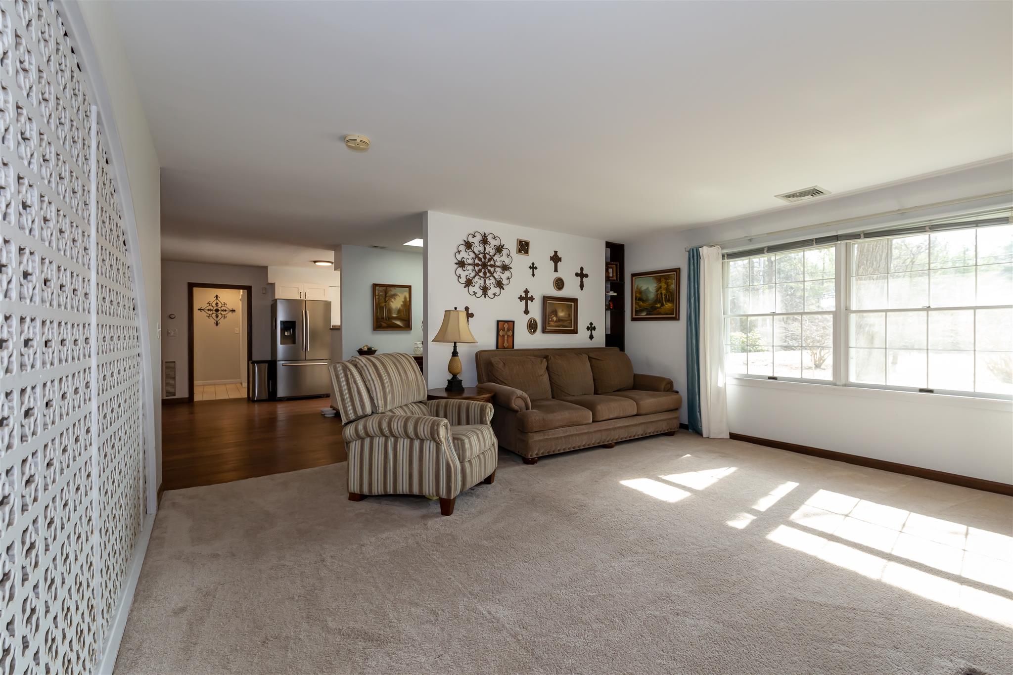 244 Back River Road Bedford, NH 03110 - Photo 6 of 35