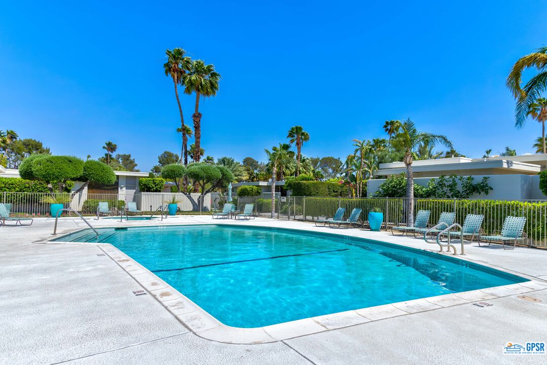 130 West Racquet Club Road, Unit 426 Palm Springs, CA 92262 - Photo 36 of 36 Gallery Image 36