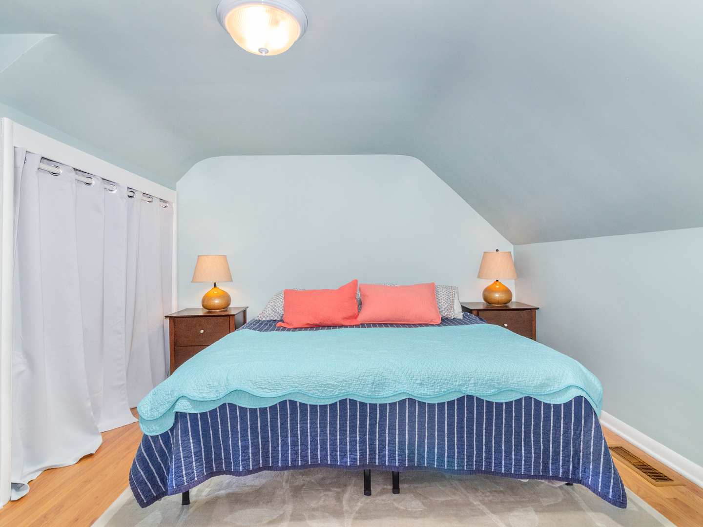 810 North Gary Avenue Wheaton, IL 60187 - Photo 28 of 36 a bedroom with a bed and window