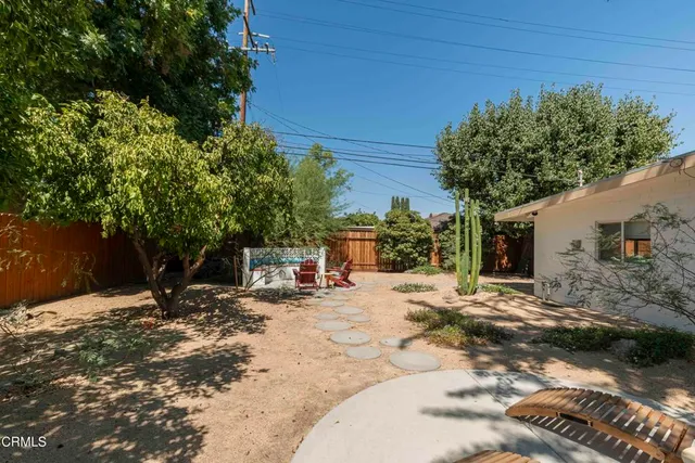 a view of a pathway of a house