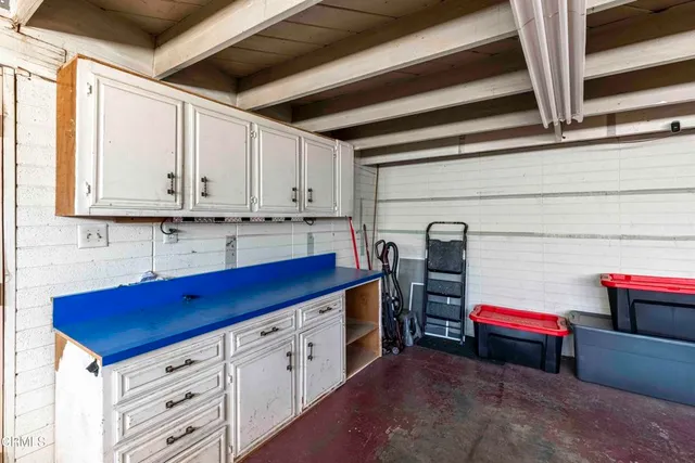 $425,000 | 2421 C Street, Bakersfield, CA 93301