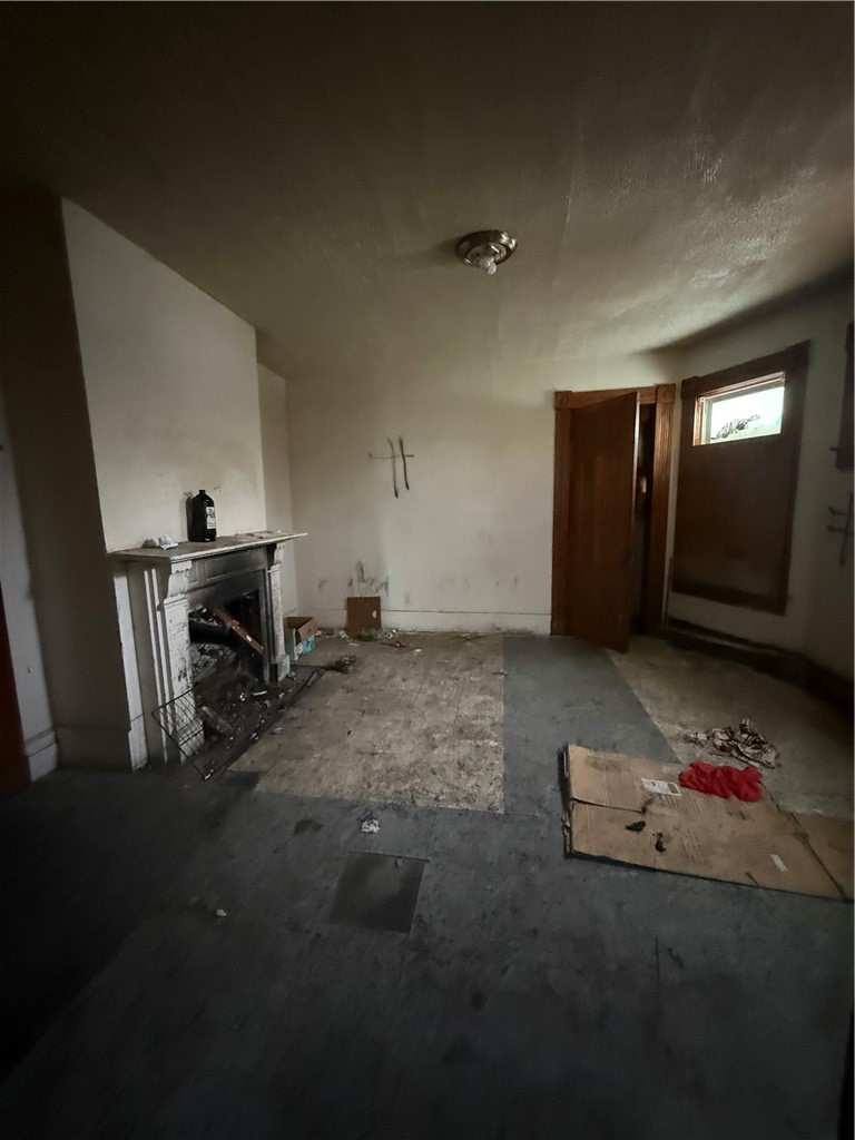 73 2nd Street Rochester, NY 14605 - Photo 3 of 6