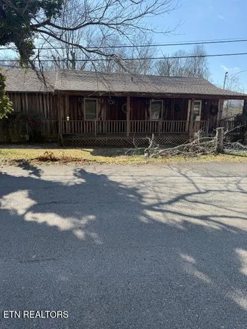 $89,900 | 320 Hicks Street, Athens, TN 37303