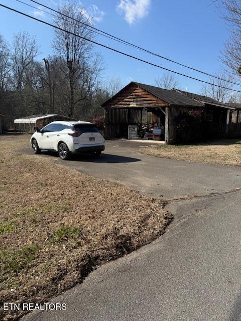320 Hicks Street Athens, TN 37303 - Photo 2 of 26 IMG_7539