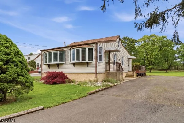 $2,900 | 1965 Old Amwell Road, Somerset, NJ 08873