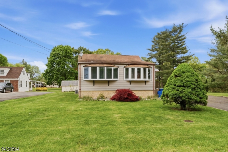 1965 Old Amwell Road Somerset, NJ 08873 - Photo 6 of 32