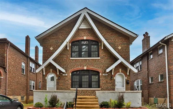 $1,550 | 7125 Dartmouth Avenue, University City, MO 63130