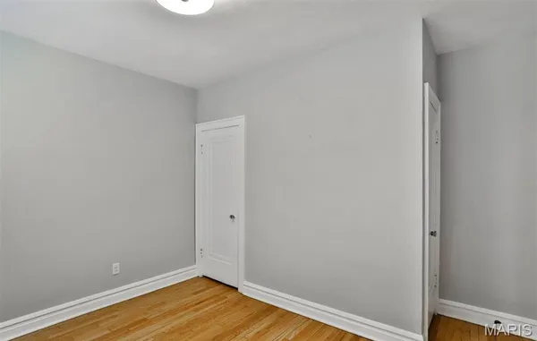 $1,550 | 7125 Dartmouth Avenue, University City, MO 63130