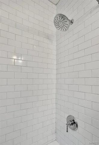 $1,550 | 7125 Dartmouth Avenue, University City, MO 63130