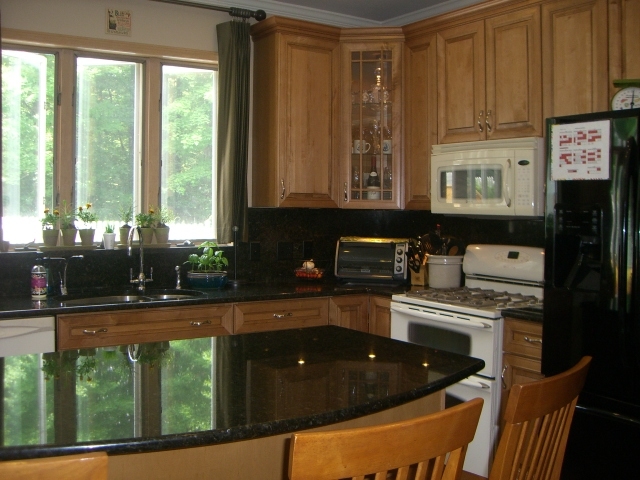115 Mandalay Road Lee, MA 01238 - Photo 11 of 23 Interior