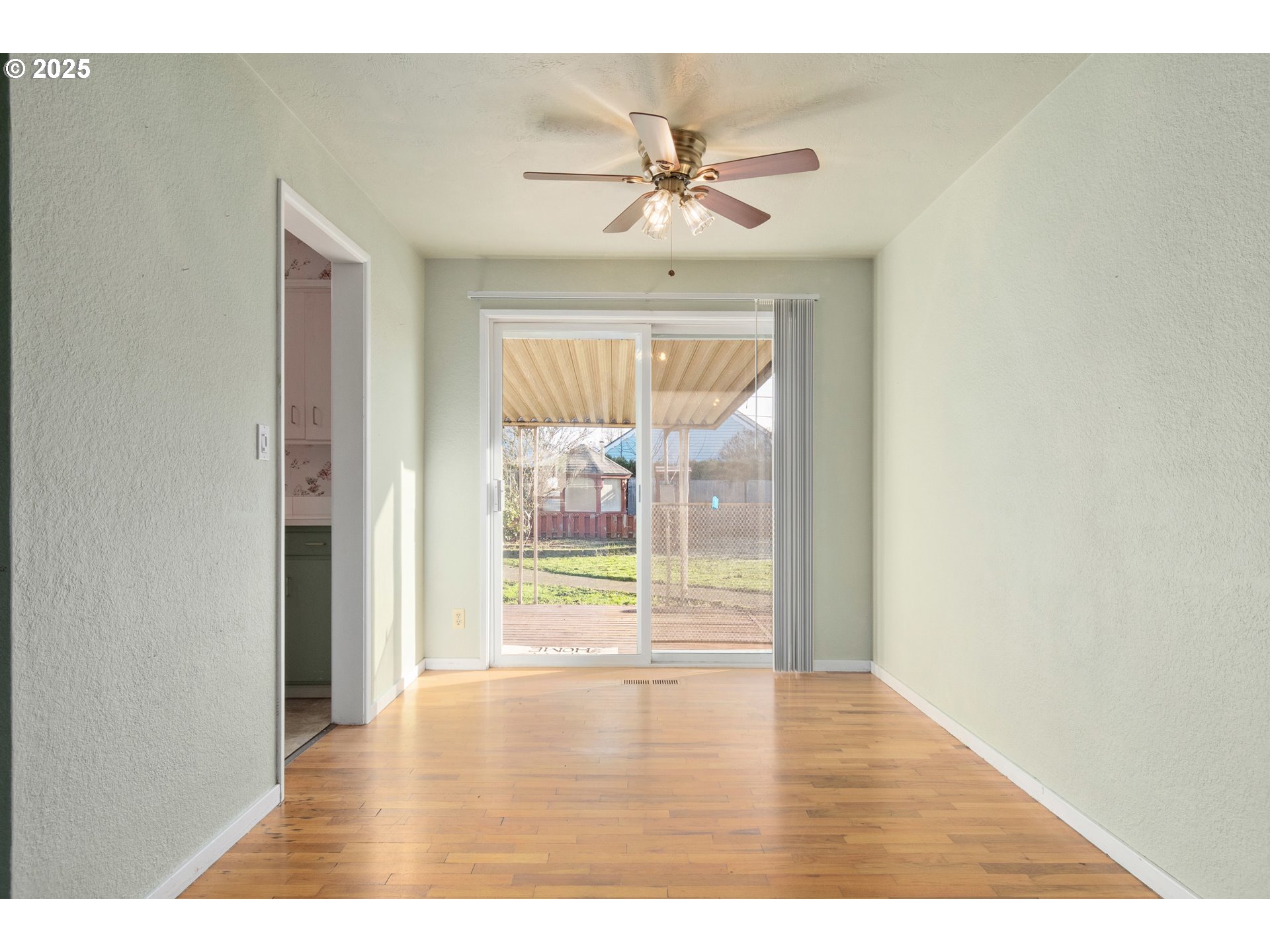 1047 Baxter Street Eugene, OR 97402 - Photo 12 of 45