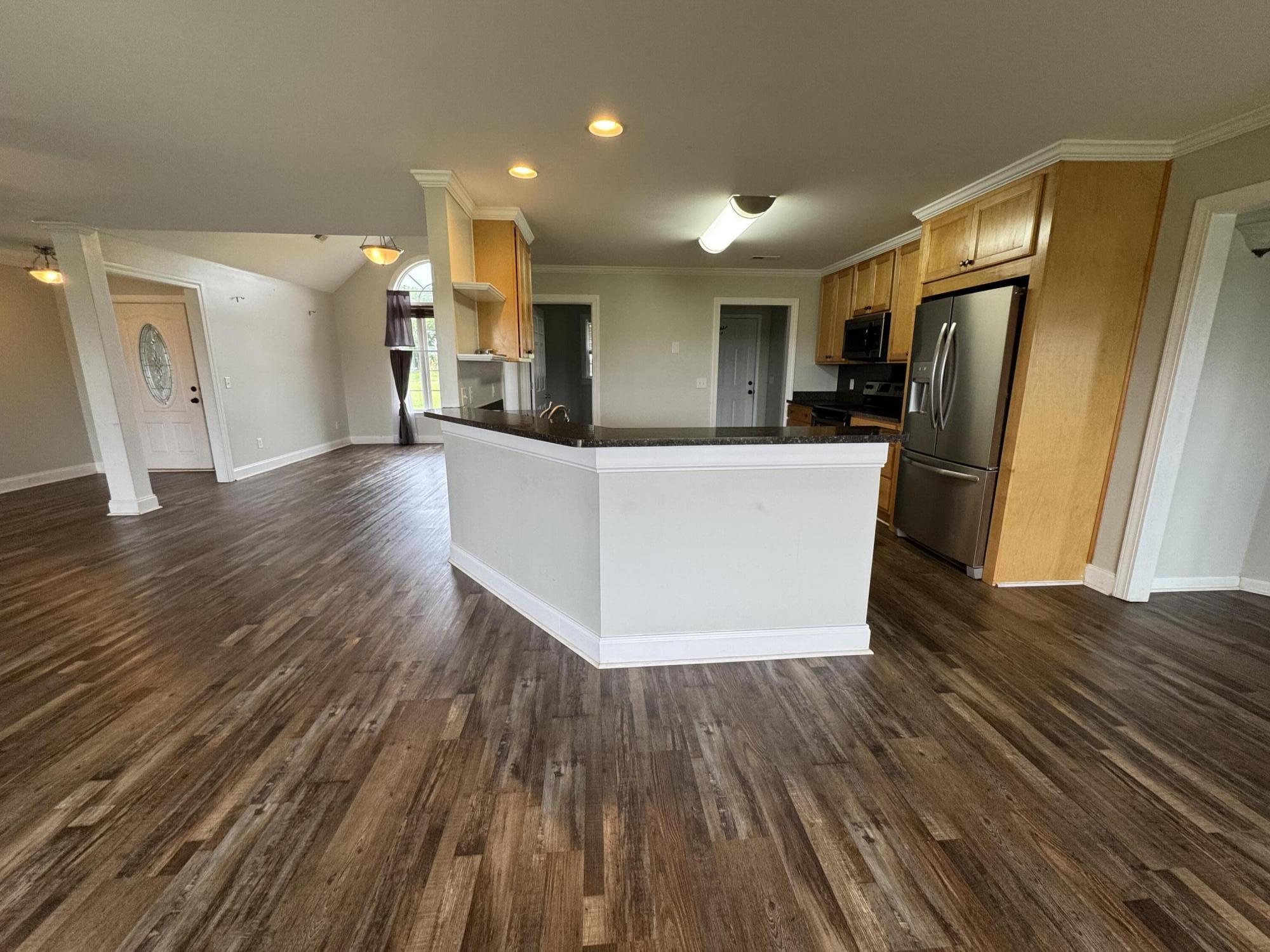 945 Lake Ashwood Road Sumter, SC 29153 - Photo 5 of 23 Gallery Image 5