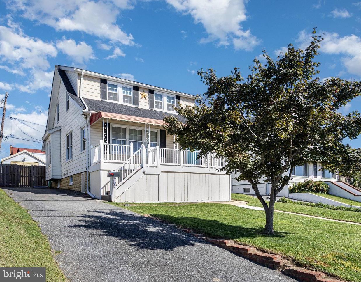 a house view with a garden space