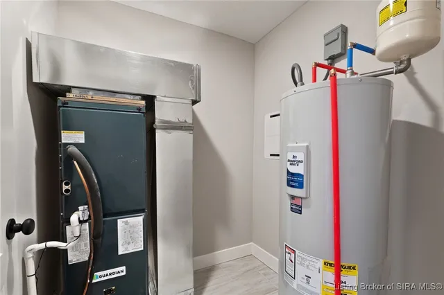 $279,000 | 8031 Hudson Lane, Georgetown, IN 47122