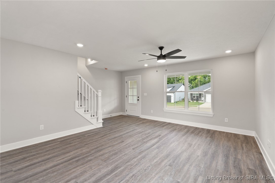 8031 Hudson Lane Georgetown, IN 47122 - Photo 4 of 28