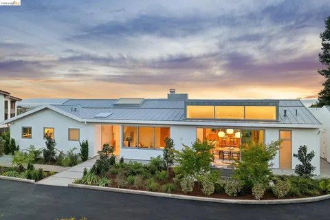 $4,125,000 | 14001 Skyline Boulevard, Oakland, CA 94619