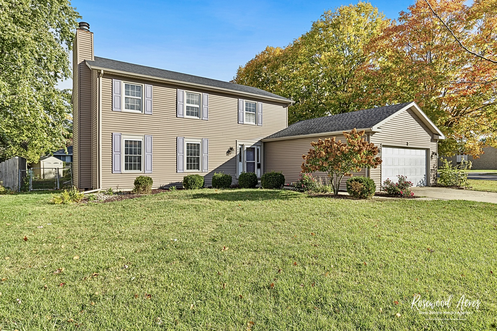 1403 West Budd Boulevard Kankakee, IL 60901 - Photo 3 of 46 a view of a house with backyard