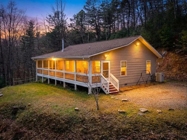 $314,900 | 145 Raymond Wilson Road, Topton, NC 28781
