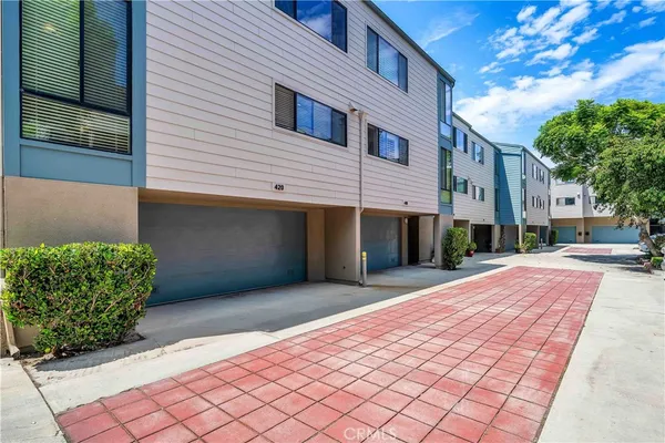 $7,250 | 420 Palos Verdes Boulevard, Redondo Beach, CA 90277