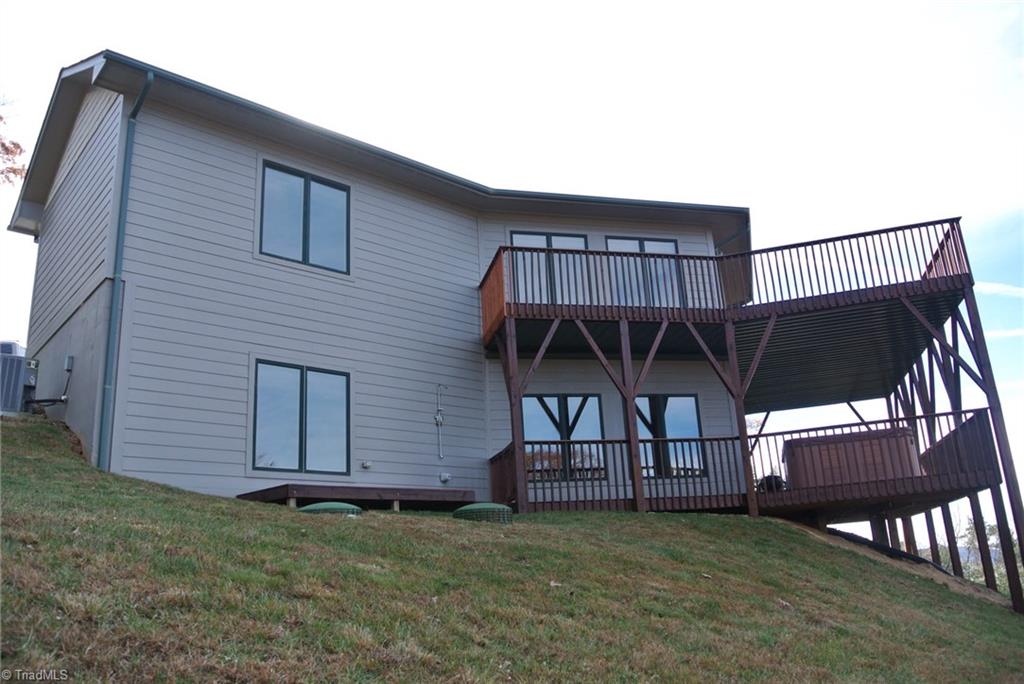 4661 Staghorn Road Purlear, NC 28665 - Photo 6 of 28