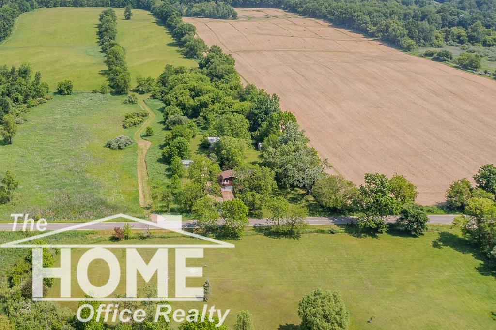 8102 West Britton Road Perry, MI 48872 - Photo 3 of 41