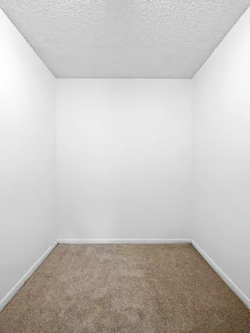 $2,450 | 7321 Amberly Lane, Unit 206, Delray Beach, FL 33446