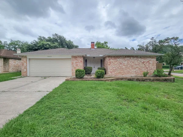$1,900 | 18402 Tall Cypress Drive, Spring, TX 77388