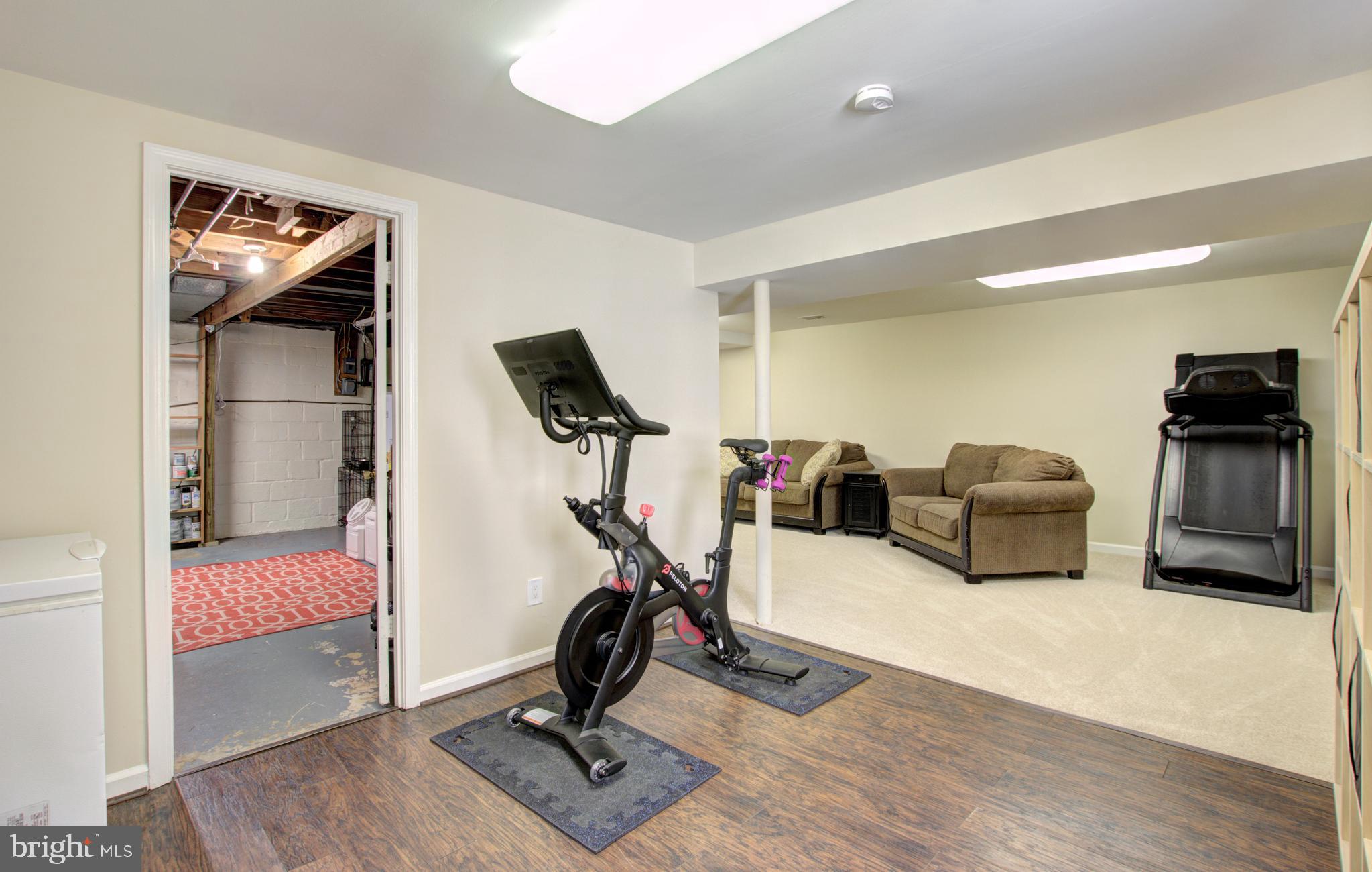8900 Cromwell Drive Springfield, VA 22151 - Photo 16 of 40