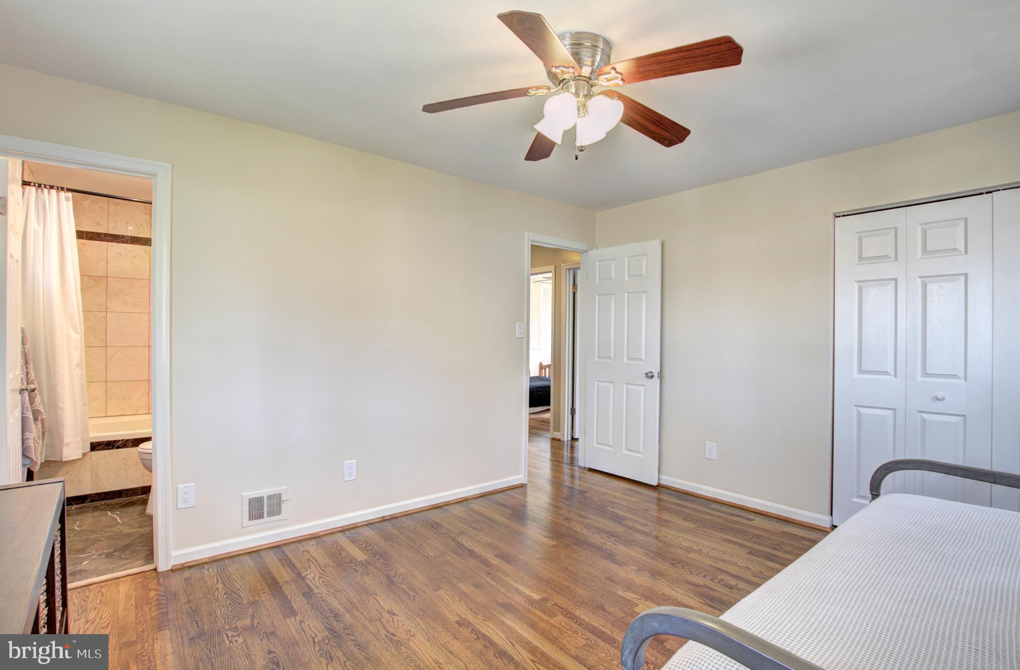 8900 Cromwell Drive Springfield, VA 22151 - Photo 24 of 40