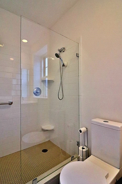 141 Beaconsfield Road, Unit 3 Brookline, MA 02445 - Photo 17 of 33