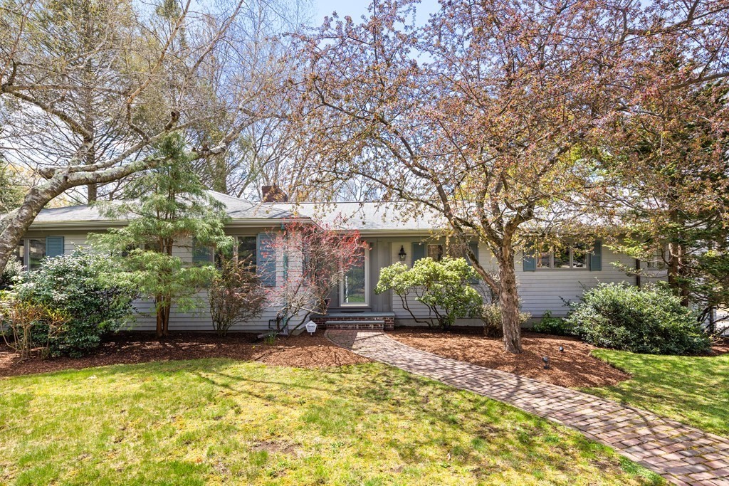 1 Lantern Lane Lexington, MA 02421 - Photo 2 of 39 Gallery Image 2