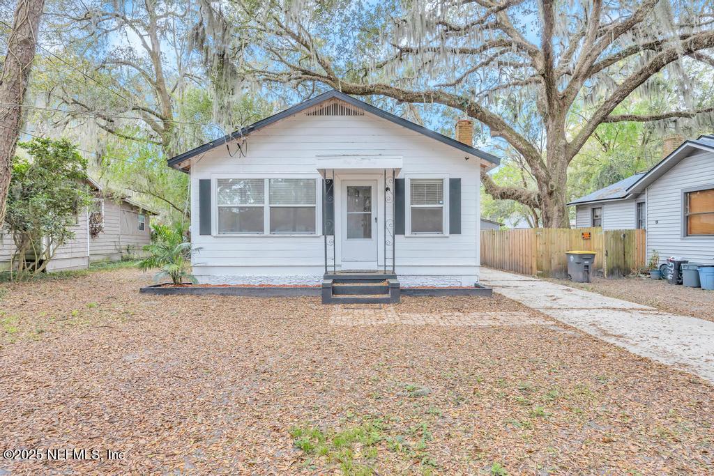 5140 Cruz Road Jacksonville, FL 32207 - Photo 2 of 28 5140 Cruz Rd -29