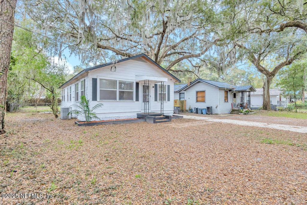 5140 Cruz Road Jacksonville, FL 32207 - Photo 3 of 28 5140 Cruz Rd -30