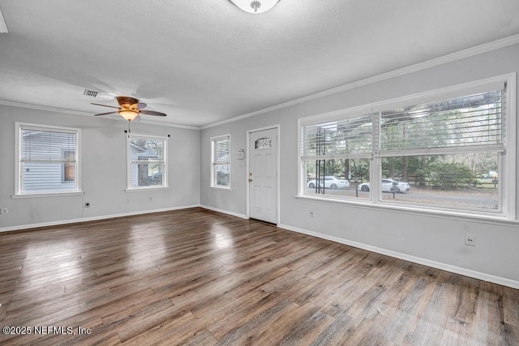 5140 Cruz Road Jacksonville, FL 32207 - Photo 6 of 28 5140 Cruz Rd -3