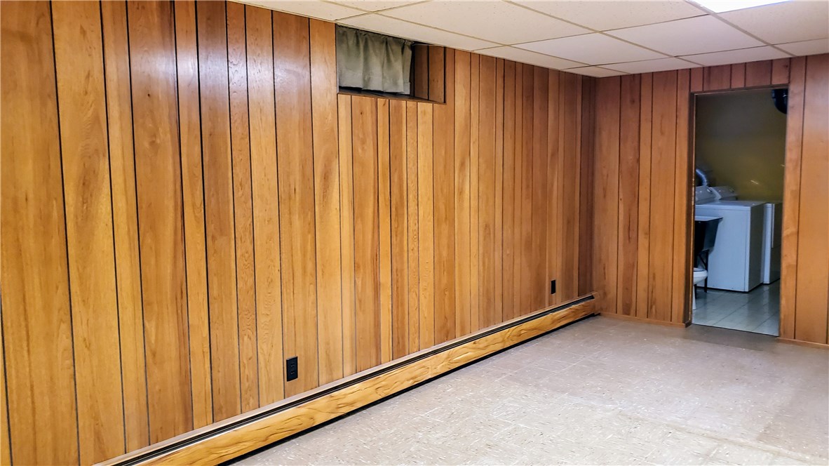 102 Deerfield Road Cranston, RI 02920 - Photo 16 of 25