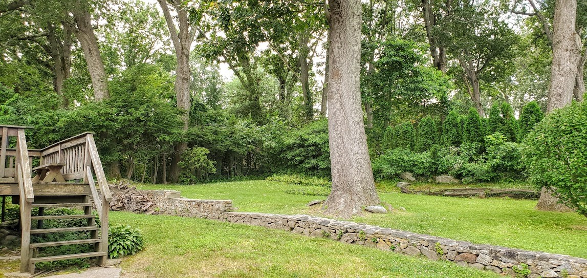 102 Deerfield Road Cranston, RI 02920 - Photo 21 of 25