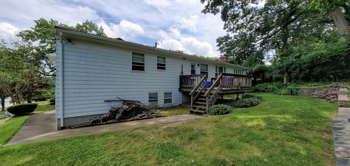 102 Deerfield Road Cranston, RI 02920 - Photo 22 of 25