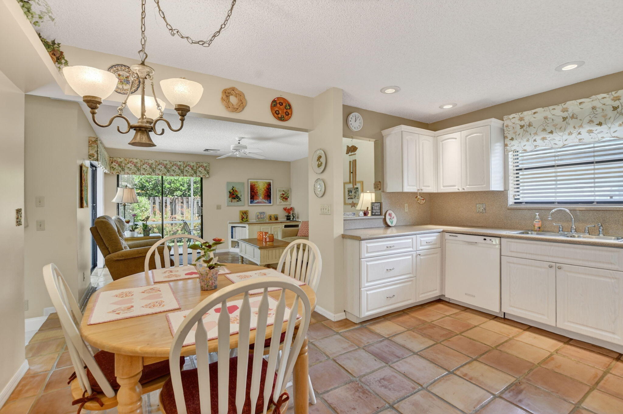 18265 181st Circle South Boca Raton, FL 33498 - Photo 10 of 37 13-web-or-mls-DSC_2786